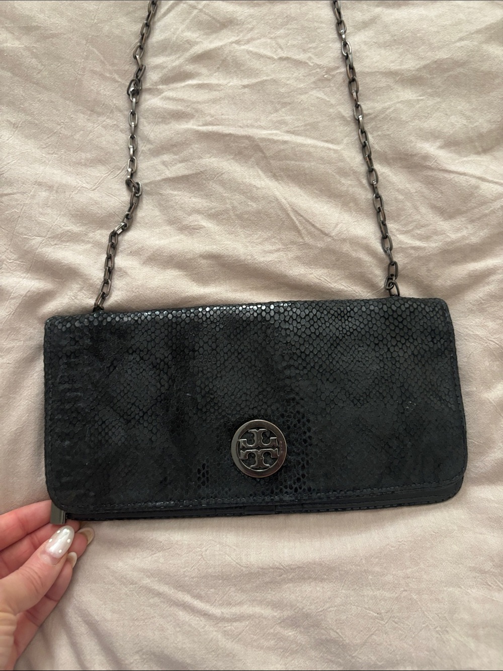 Tory Burch Black Textured Leather Chain Crossbody Wallet